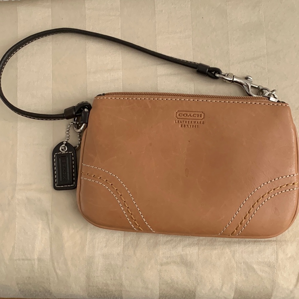 VINTAGE COACH WALLET/WRISTLET